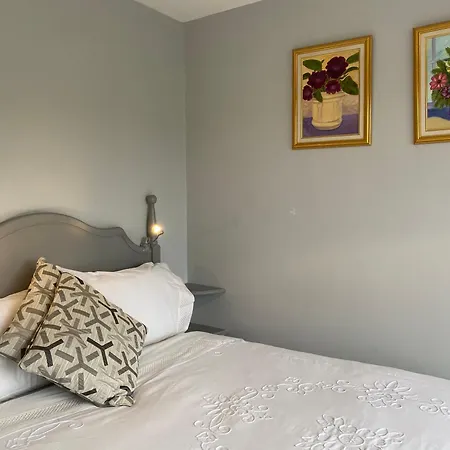 Bed & Breakfast River Meadows Kenmare