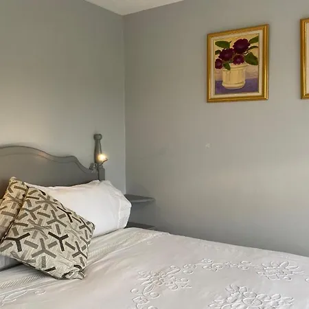 Bed & Breakfast River Meadows Kenmare