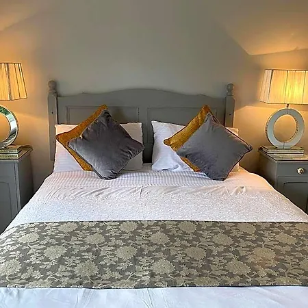 Bed & Breakfast River Meadows Kenmare