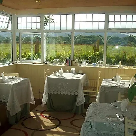 Bed & Breakfast River Meadows 3*