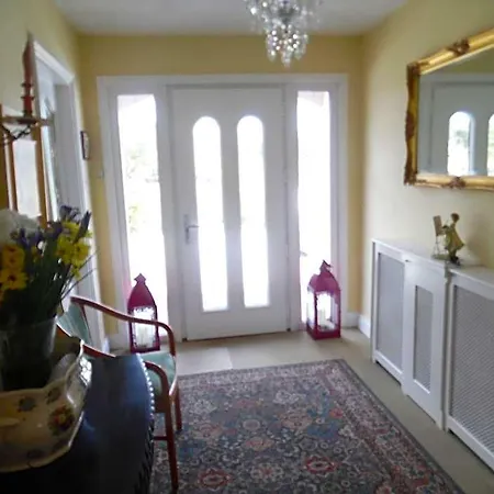 River Meadows Bed & Breakfast 3*